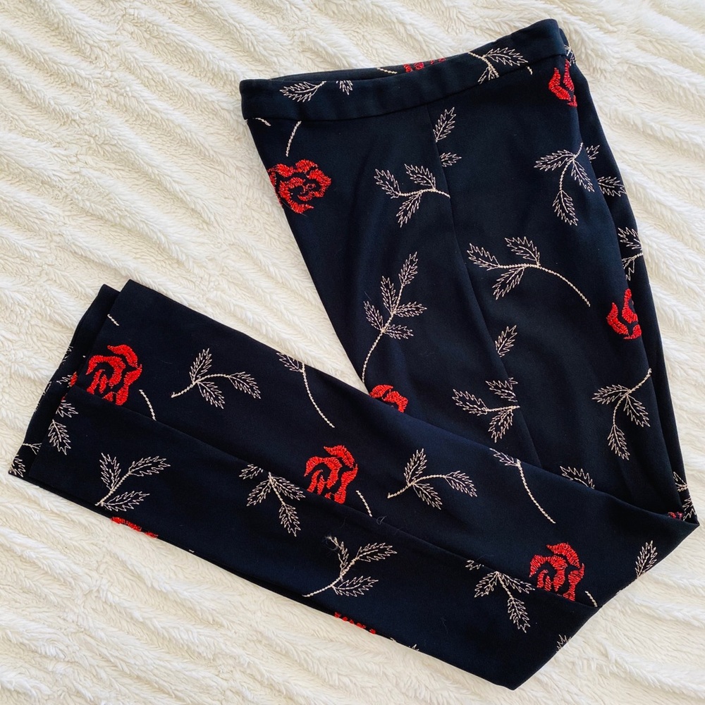 SOLD. Nicole Miller Collection pants